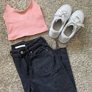 Woman’s PACSUN mom jeans!